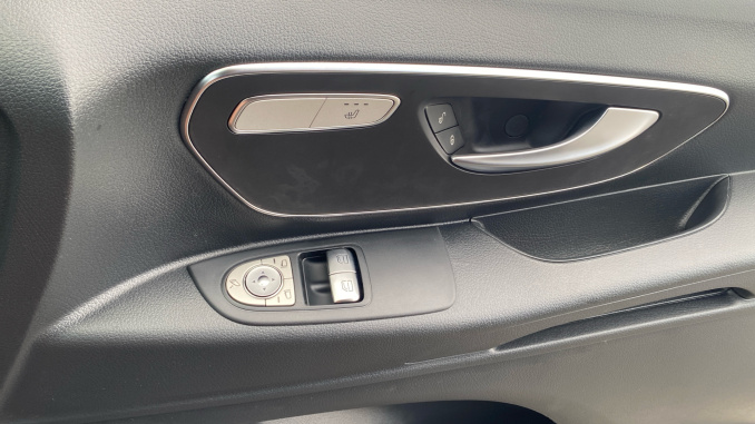 Mercedes-Benz Vito L2 Diesel Rwd 116CDI Select Van 9G-Tronic - Image 33